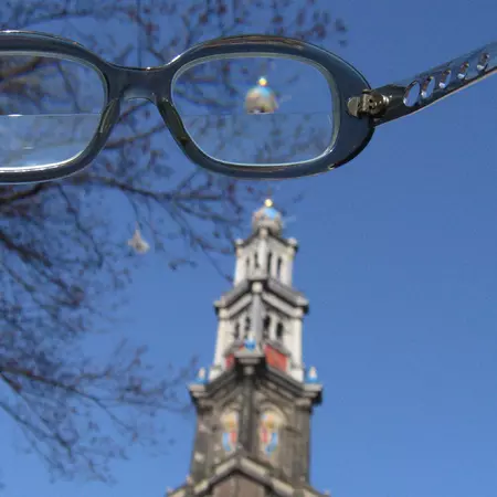 Double focus glass by Anna Carlgren. Reversed, scaled-up and integrated in a window by-passers can see the ceiling, nothing more. Double focus glass by Anna Carlgren. Reversed, scaled-up and integrated in a window by-passers can see the ceiling, nothing more.