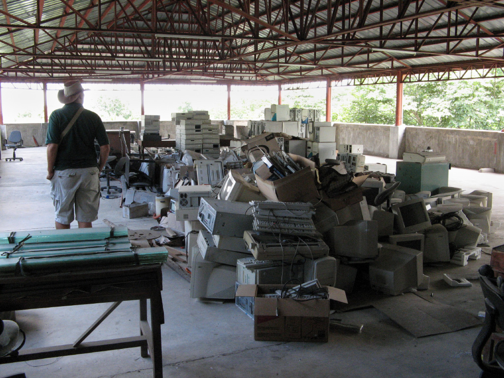 Biomodd [LBA2], Philippines, 2009.