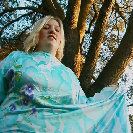 The Intimate Family Sendoff